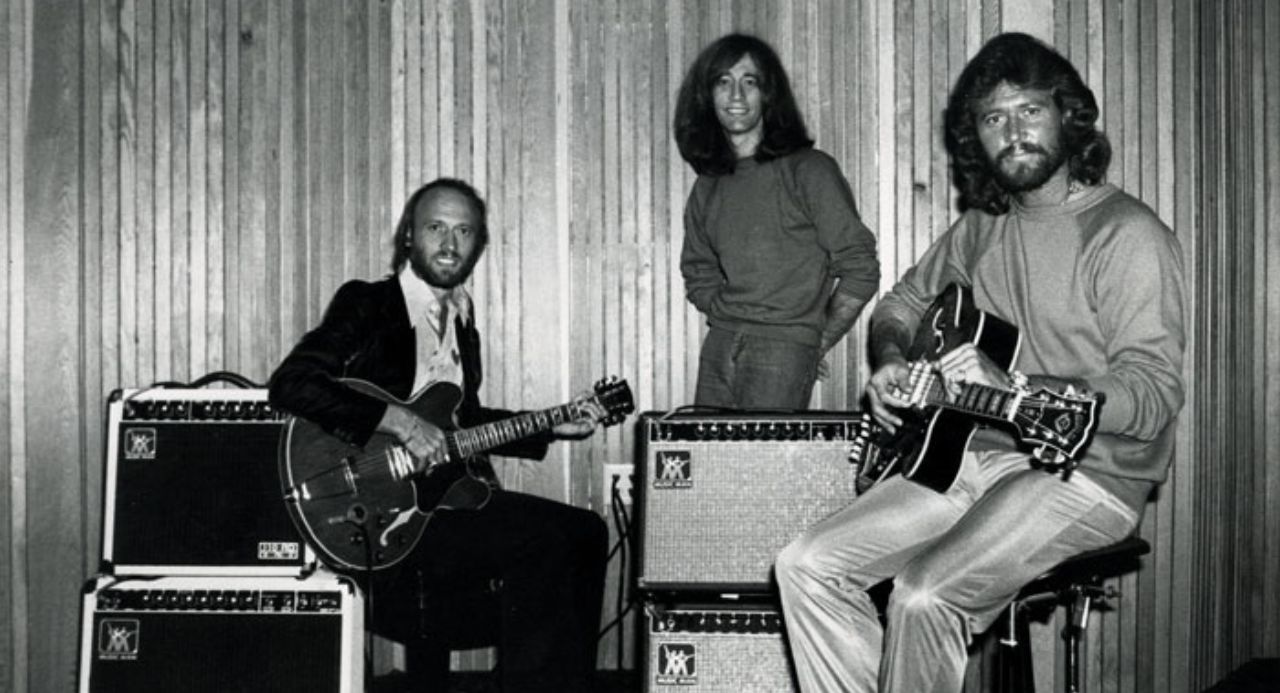 Bee Gees – Stayin’ Alive