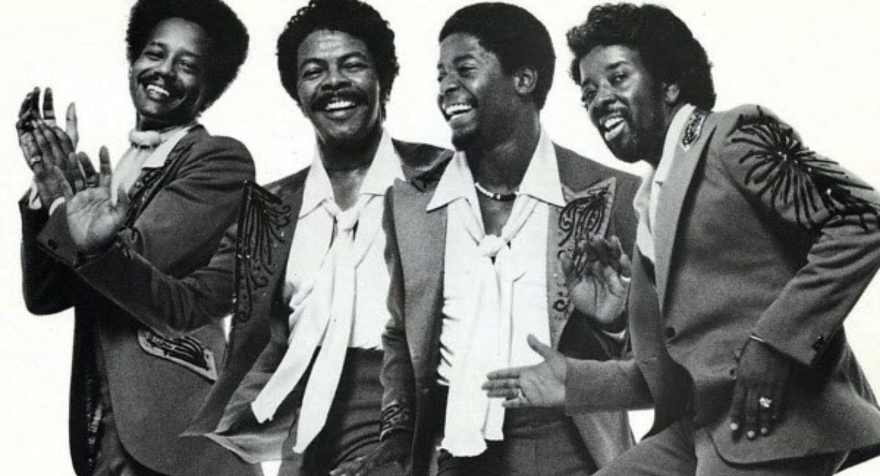 The Manhattans – Kiss and Say Goodbye