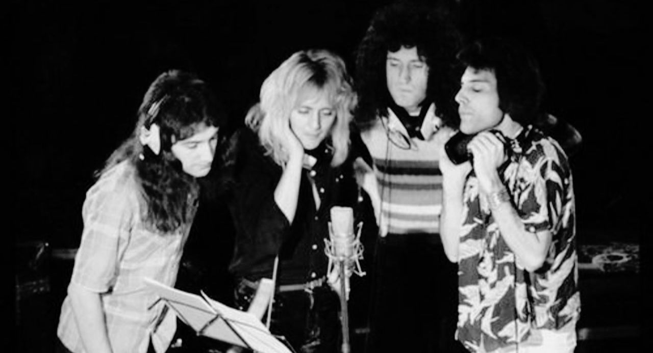 Queen – Somebody To Love