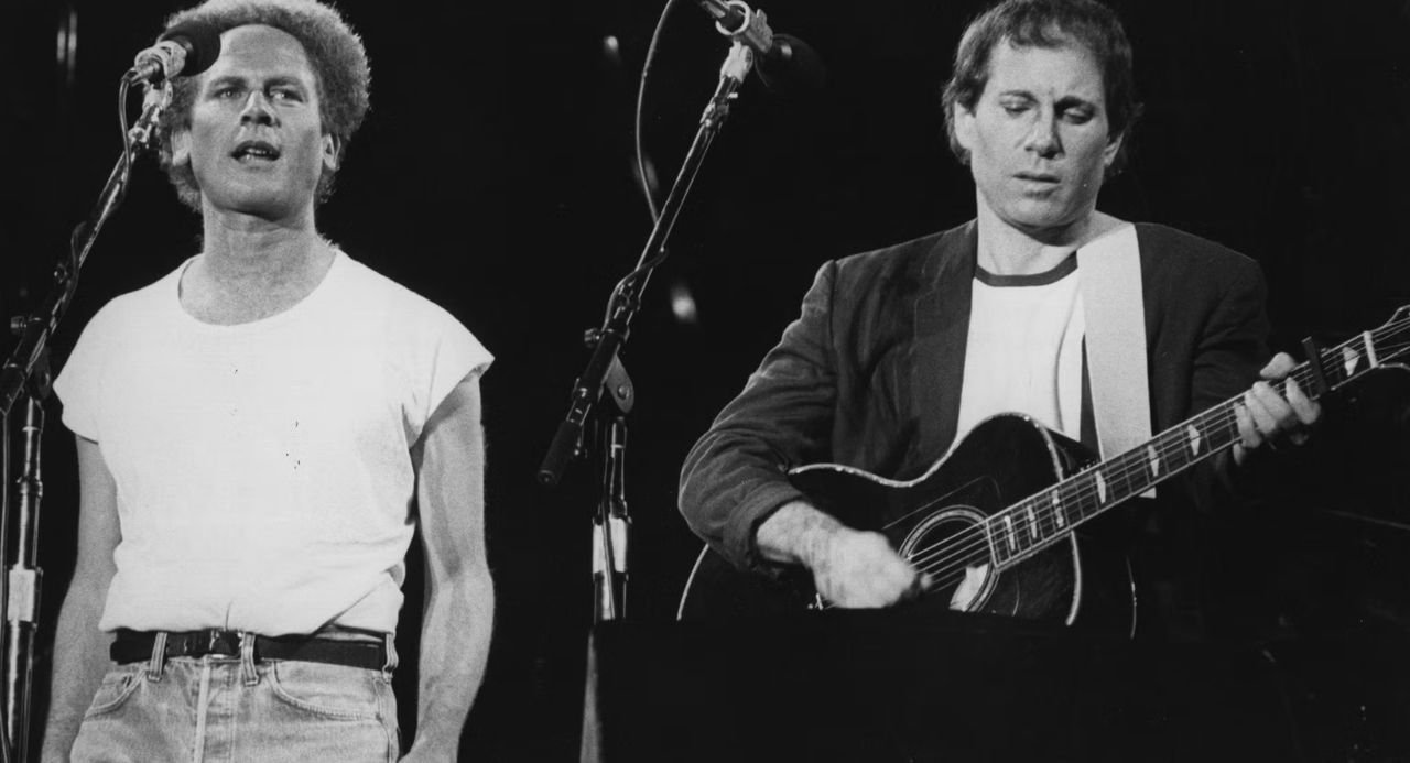 Simon & Garfunkel – Cecilia