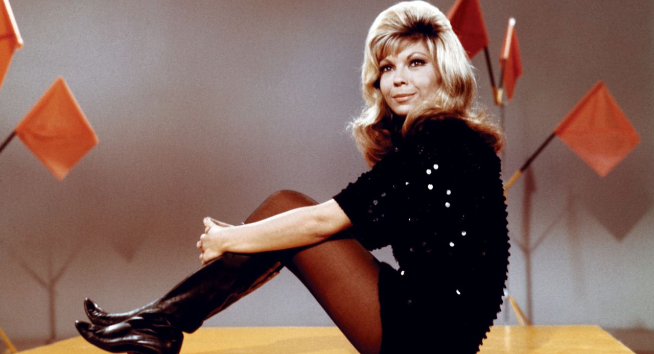 Nancy Sinatra – These Boots Are Made For Walkin’