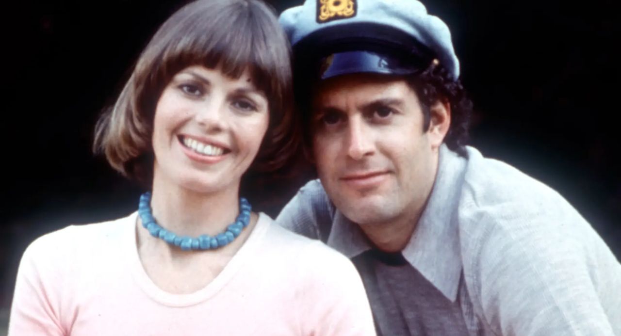 Captain & Tennille – Do That to Me One More Time